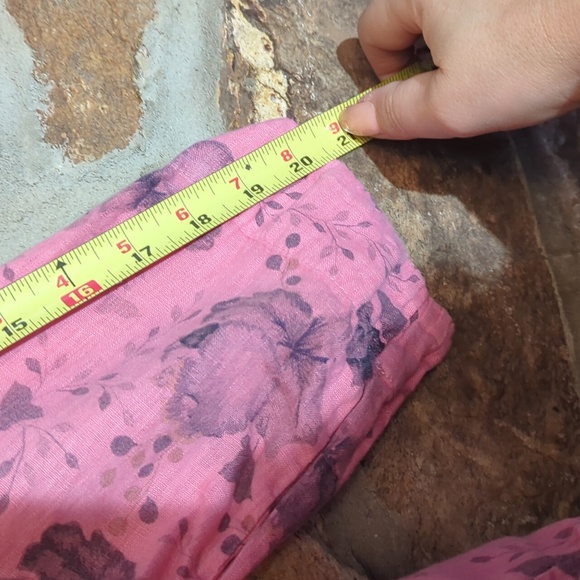 Cut Loose Pink Floral Top - Picture 9 of 9